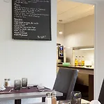 Comfort Hotel 3*