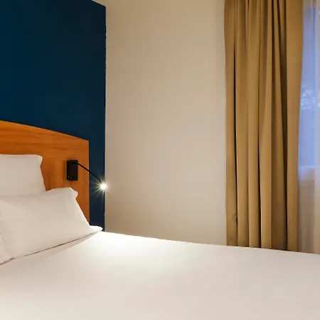 Comfort 3* Évreux
