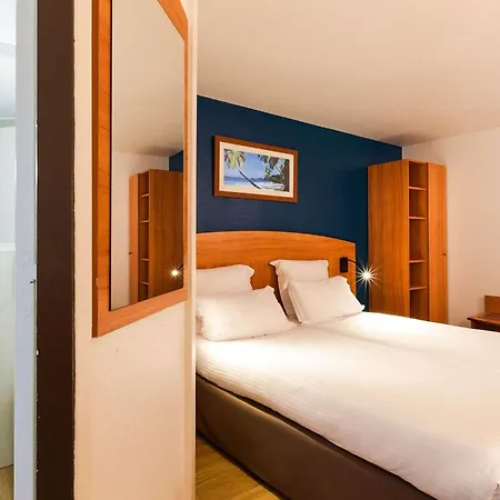 Comfort 3* Évreux