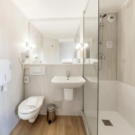 Comfort 3* Évreux