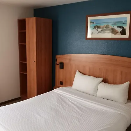 Comfort Hotel 3*