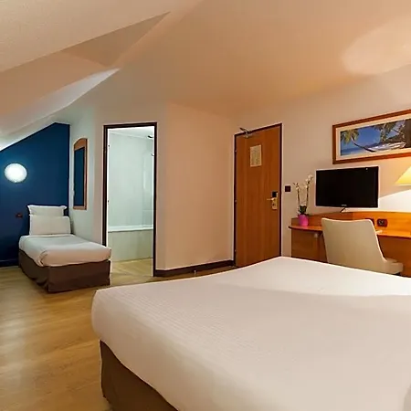 Hotel Comfort Évreux