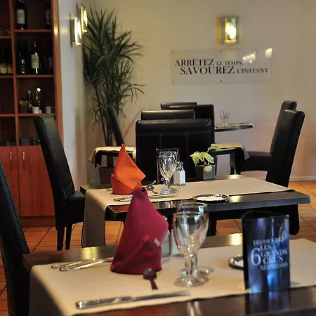 Otel Comfort Évreux